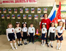Конкурс "Песни славных достойны герои" Конкурс "Песни славных достойны герои".